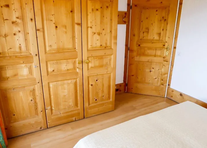 Le Bristol C36 By Interhome Apartmán *